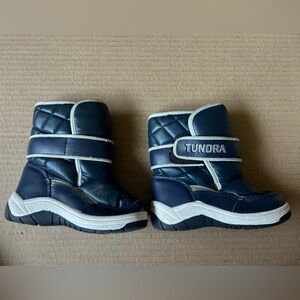 Tundra Navy Quilted Kid’s Snow Boots